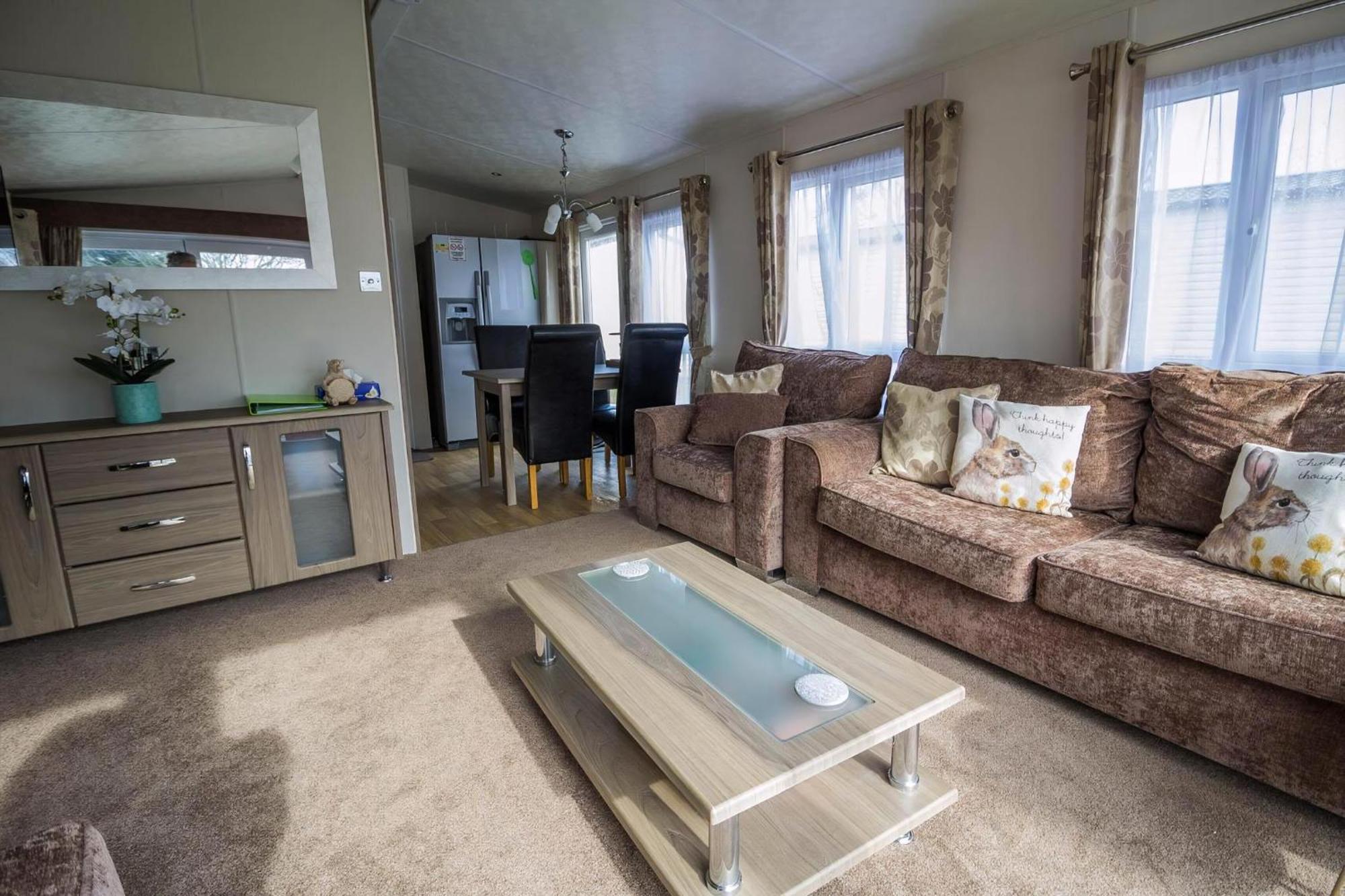 Modern 6 Berth Caravan At Highfield Grange In Essex Ref 26609P クラクトン・オン・シー エクステリア 写真